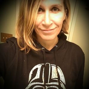 Meet your Posher, Suzanne